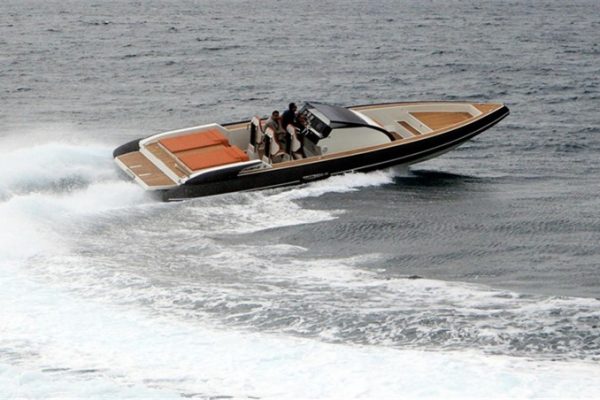 technohull_1